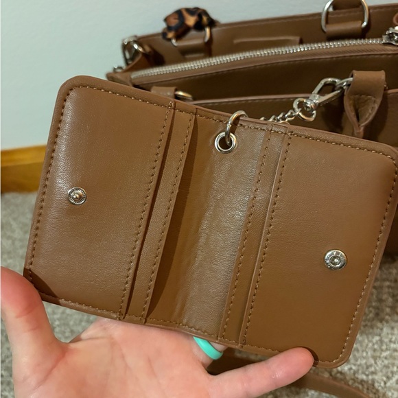 Steve Madden Brown Handbag with Leopard Accent & Wallet Combo - Picture 6 of 7